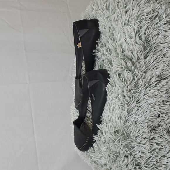 Unbranded black leather flats.‎ - Picture 4 of 6